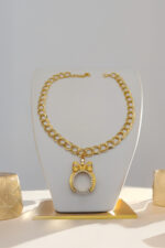 Çeyrekli Fiyonk Kolye – Samanyolu Zincirli, Çeyrek Altın Uyumlu Altın Çerçeveli Kolye - Görsel 2